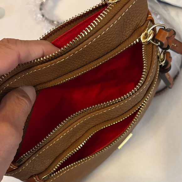 Dooney & Bourke Caramel North South Triple Zip Crossbody Bag NWT MSRP $228 - Picture 4 of 9